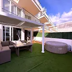 아파트 Tropicalidays Casa Arnold *