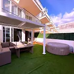 아파트 Tropicalidays Casa Arnold *